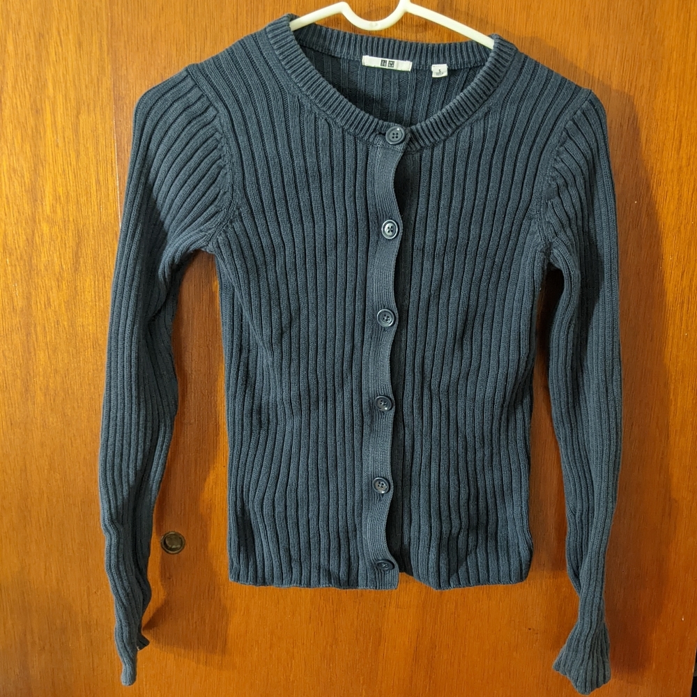 Uniqlo denim blue shrunken cardigan